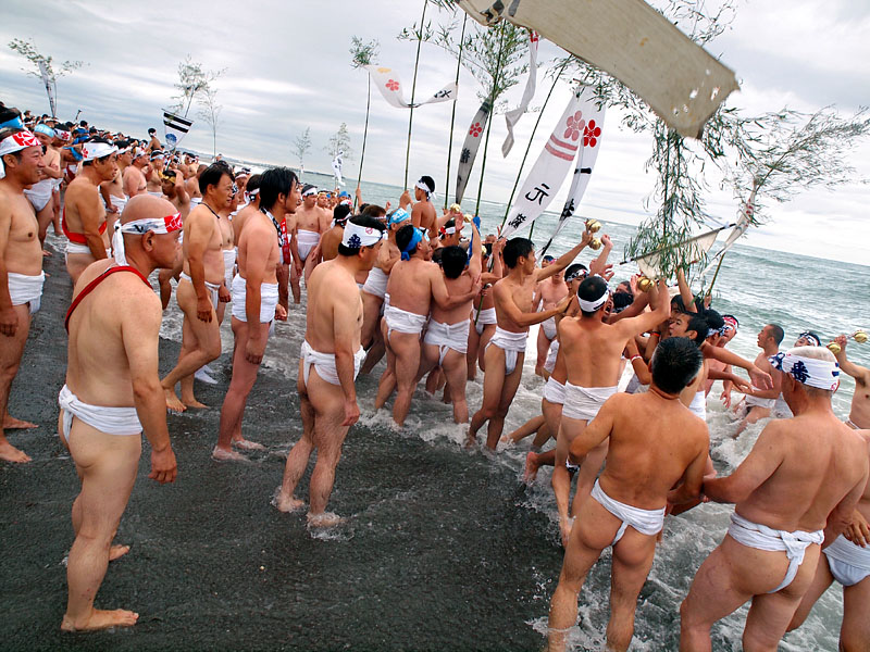 祭組の浜垢離【弐拾弐】 〜裸っぽで賑わう福田浜〜 11:23