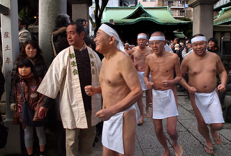 恒例の褌ランニング【壱】 〜神社を後に時計回り〜 2014.01.12 10:57