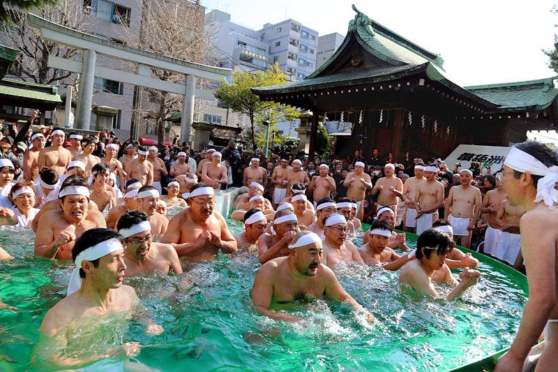寒中水浴【弐】 〜寒さに震え上がる〜