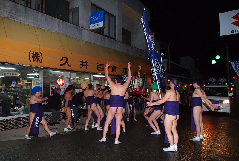 久井百貨店 19:01