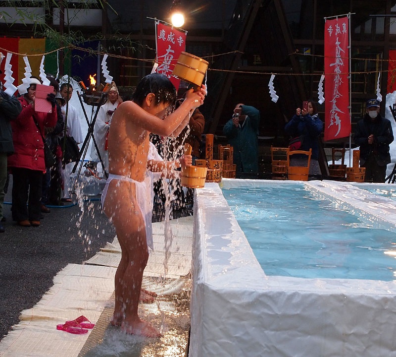 昼の部第1組 【拾参】 〜全身に冷水を浴びる!〜 15:23
