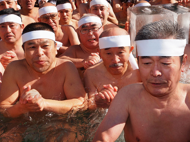 寒禊【拾六】 ~氷柱のそばで禊ぐ~
