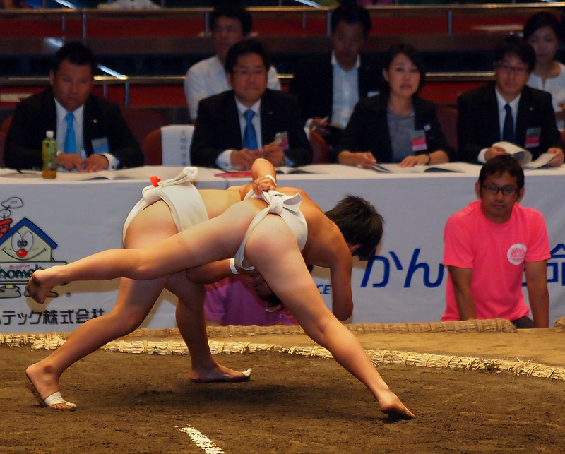4年生の熱戦!〜強烈な上手投げ〜 09:36