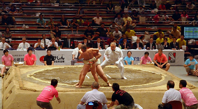 5学年129 ●東「 東京選抜」花房海2 対 西「奄美大島」栄龍征63○ 16:45