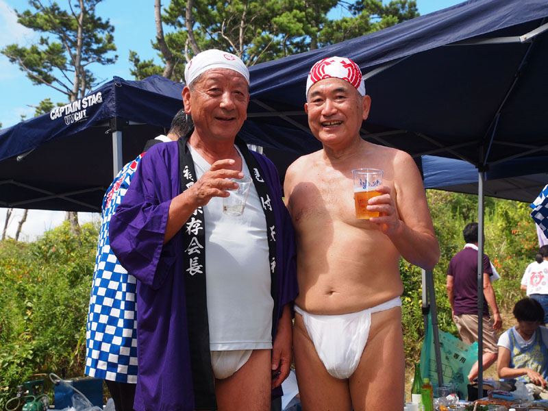保存会・鈴木会長と乾杯!
