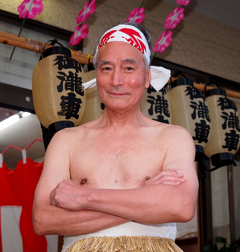 御瀧車の元気なお爺さん