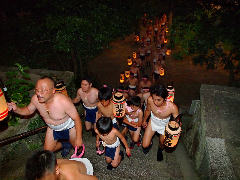 【四】 金比羅神社 〜石段を登る二番山笠北流〜 19:37