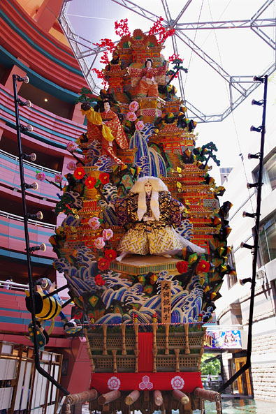 キャナルシティ博多の飾り山笠（表）