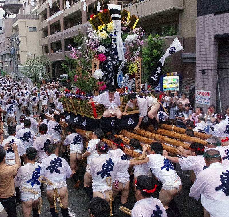 東流の舁き山【九】