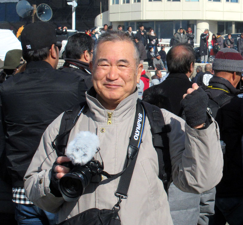 OLYMPUS OM-D EM-1 Mark II で激写する筆者 10:50