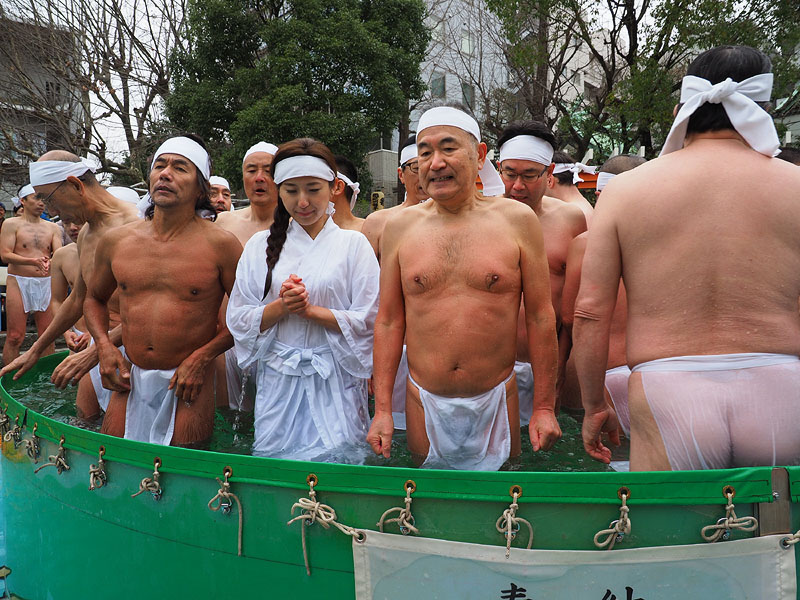 寒中水浴【参拾参】 〜真っ赤になった身体〜