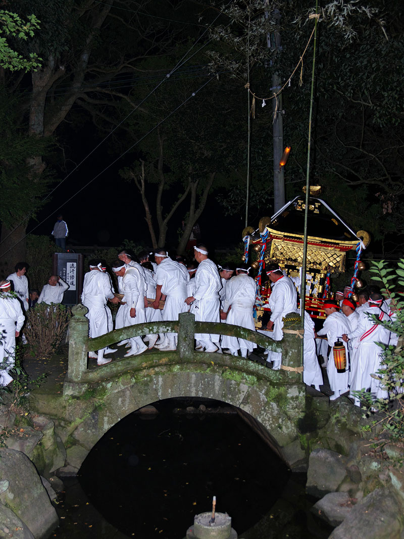 陸組の還御神輿 【参】 〜石橋を渡る〜 18:47