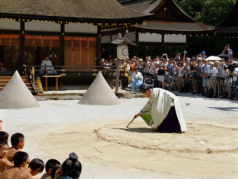 祢宜代による地取り(呪)