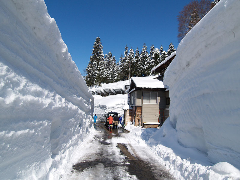 水行の基地・坂之下家