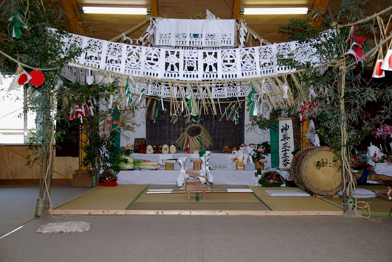 神楽宿の神庭