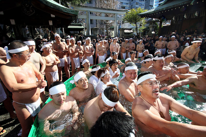 寒いより痛い寒中水浴