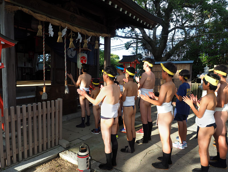 【四】 新町流の宮入り 〜全員で参拝〜 18:17