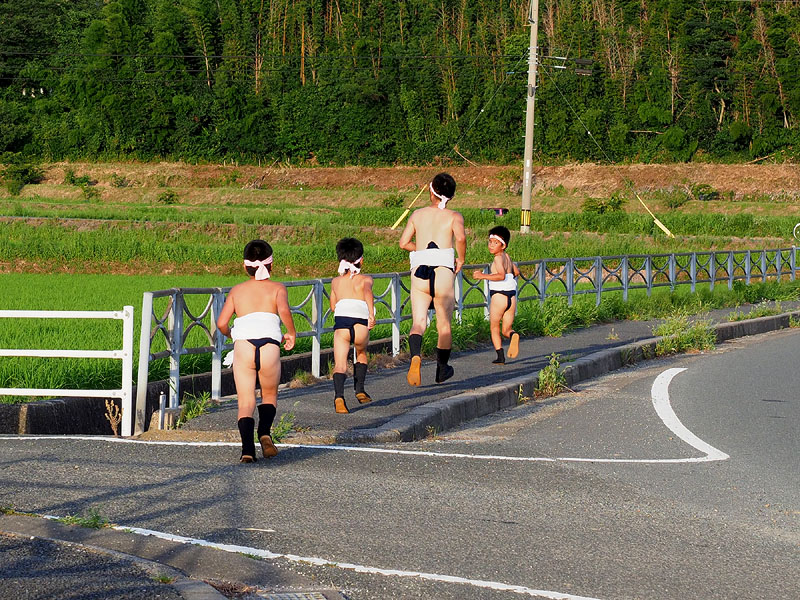 【拾四】 北流の裸参り 〜落伍者3人を引き連れて後を追う〜 18:45