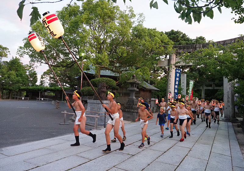 【四】 新町流の宮地嶽 〜高張提灯を持つ少年たち〜