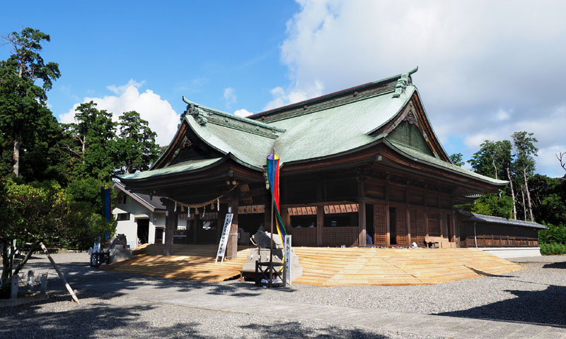 出発式が行われた矢奈比賣神社(見附天神) 2019.09.04 09:16