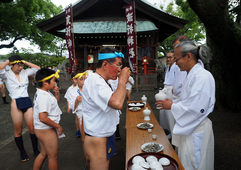 【拾九】 一番山新町流の宮入り 〜御神酒を頂く〜
