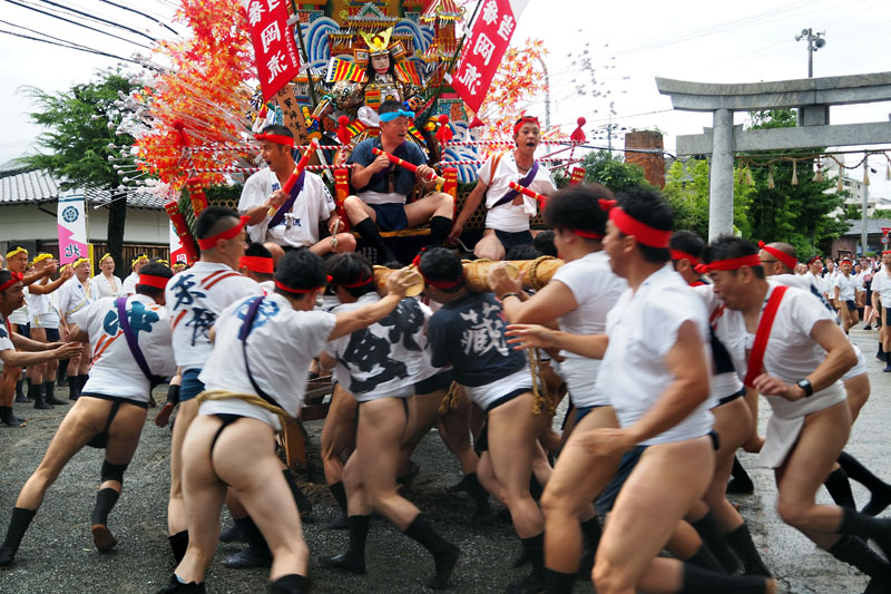 【拾壱】 二番山岡流の宮入り