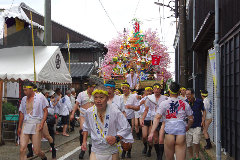 【九】 一番山新町流の追い山 ~山小屋前を通過!~