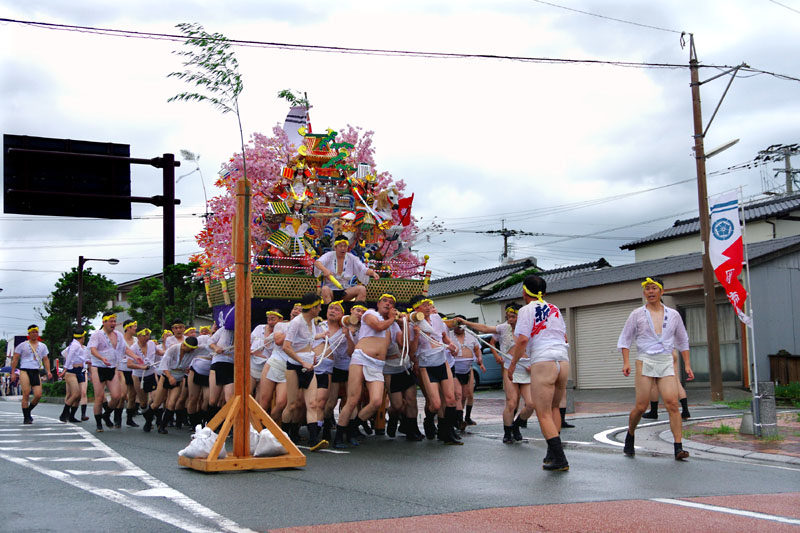 【拾壱】 一番山新町流の追い山 ~南の清道に入る~