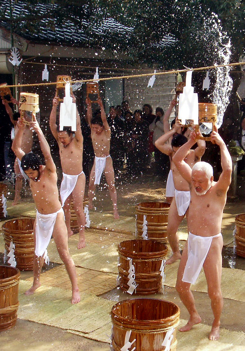 気合いの水行!