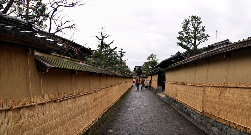 狭い路地の長町武家屋敷跡