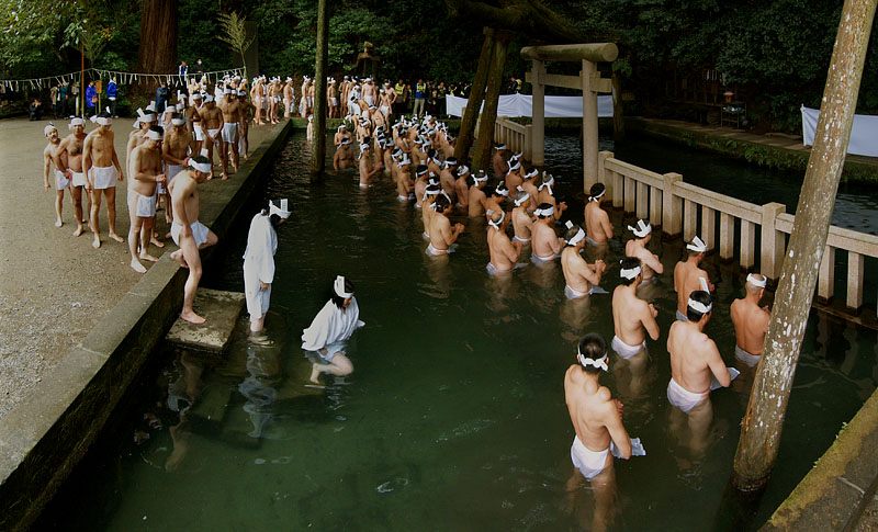 二手に分かれて入水