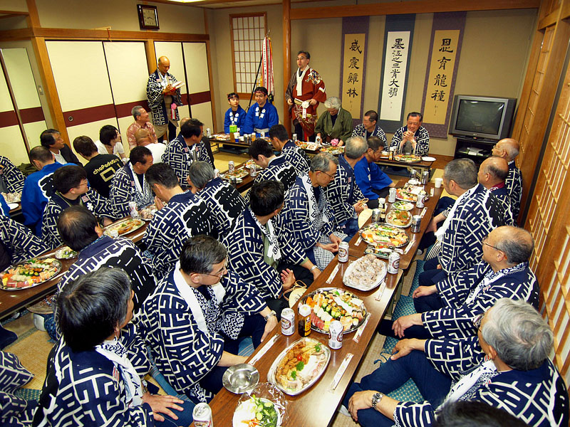 本町会館での夕食会
