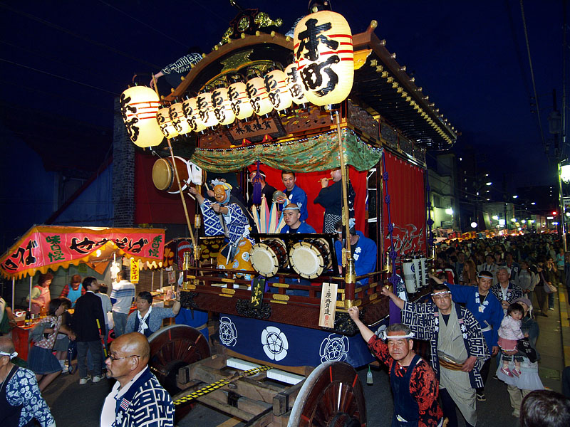 美しい夜の巡行山車