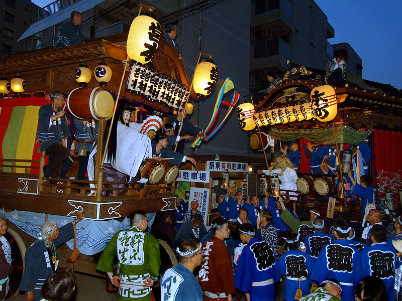 本町対住江町の夜の競り合い