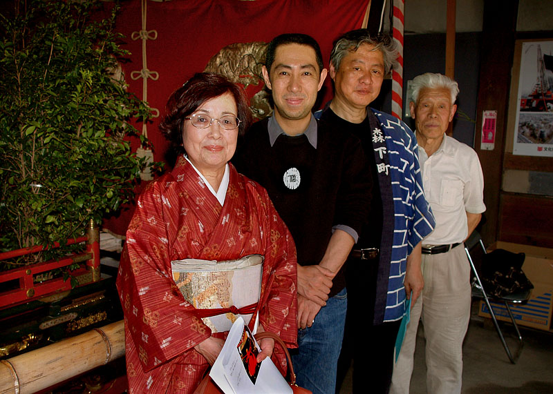 仲秀英のお孫さんと記念撮影