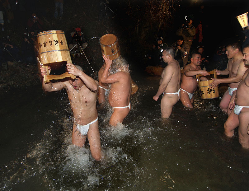 瑠璃壺川の水垢離