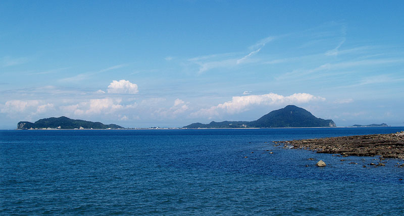 周防灘に浮かぶ姫島が見える国見町