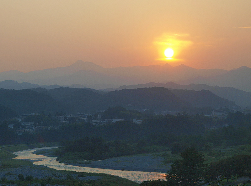 御嶽山の日没(全景)