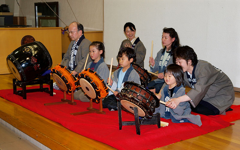 子供たちのお囃子披露