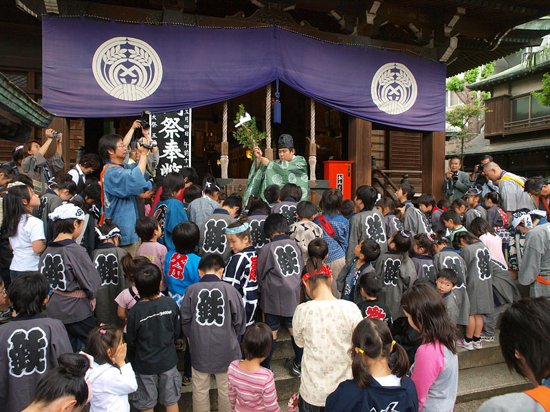 子供たちの参拝