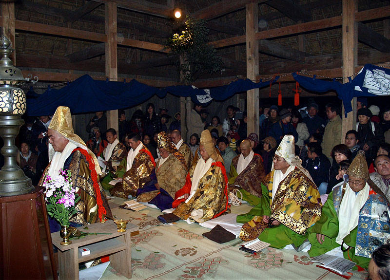 着座讃の「伽陀」/ 岩戸寺講堂