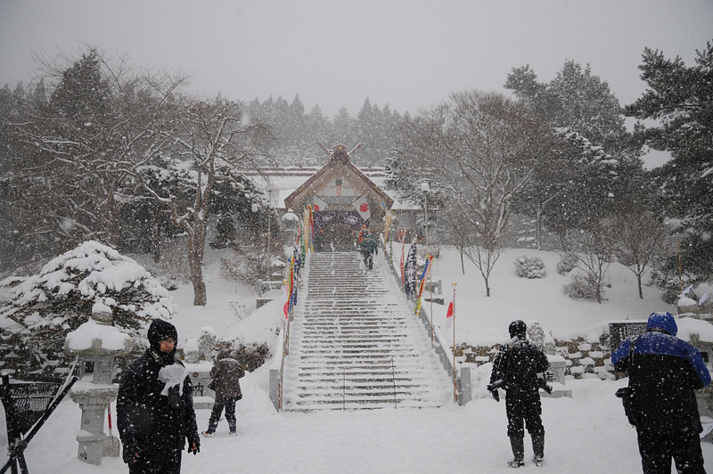 雪の佐女川神社