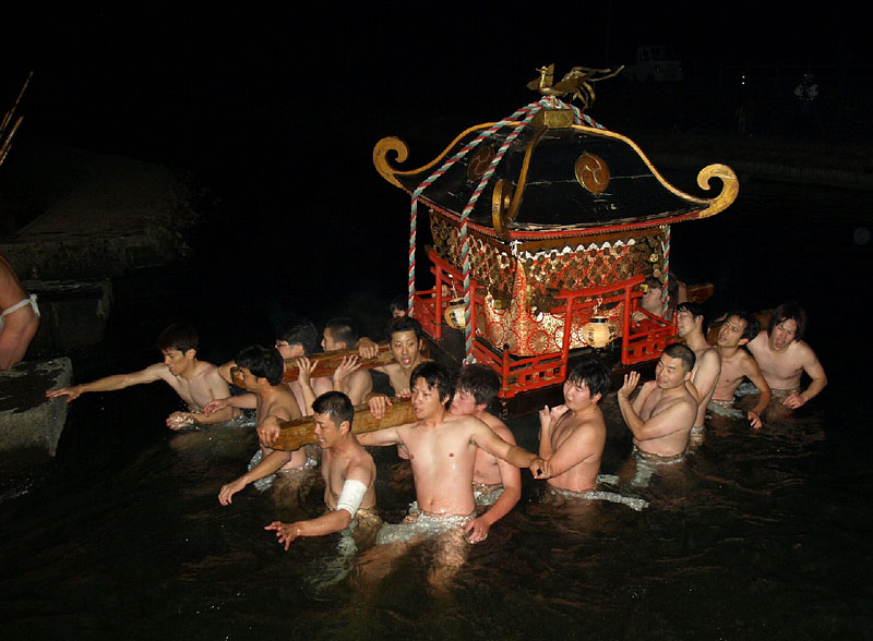 水門に到着
