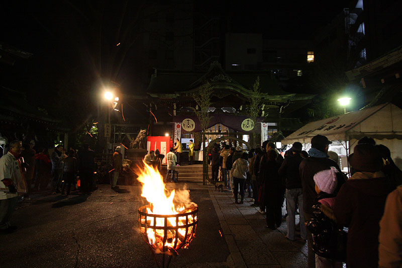 鐵砲洲稲荷神社の初詣風景 2010.1.1 00:10